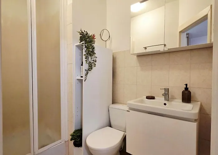 Apartamento Cozy And Modern - Free Parking Bratislava