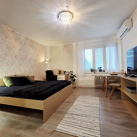 Cozy And Modern - Free Parking